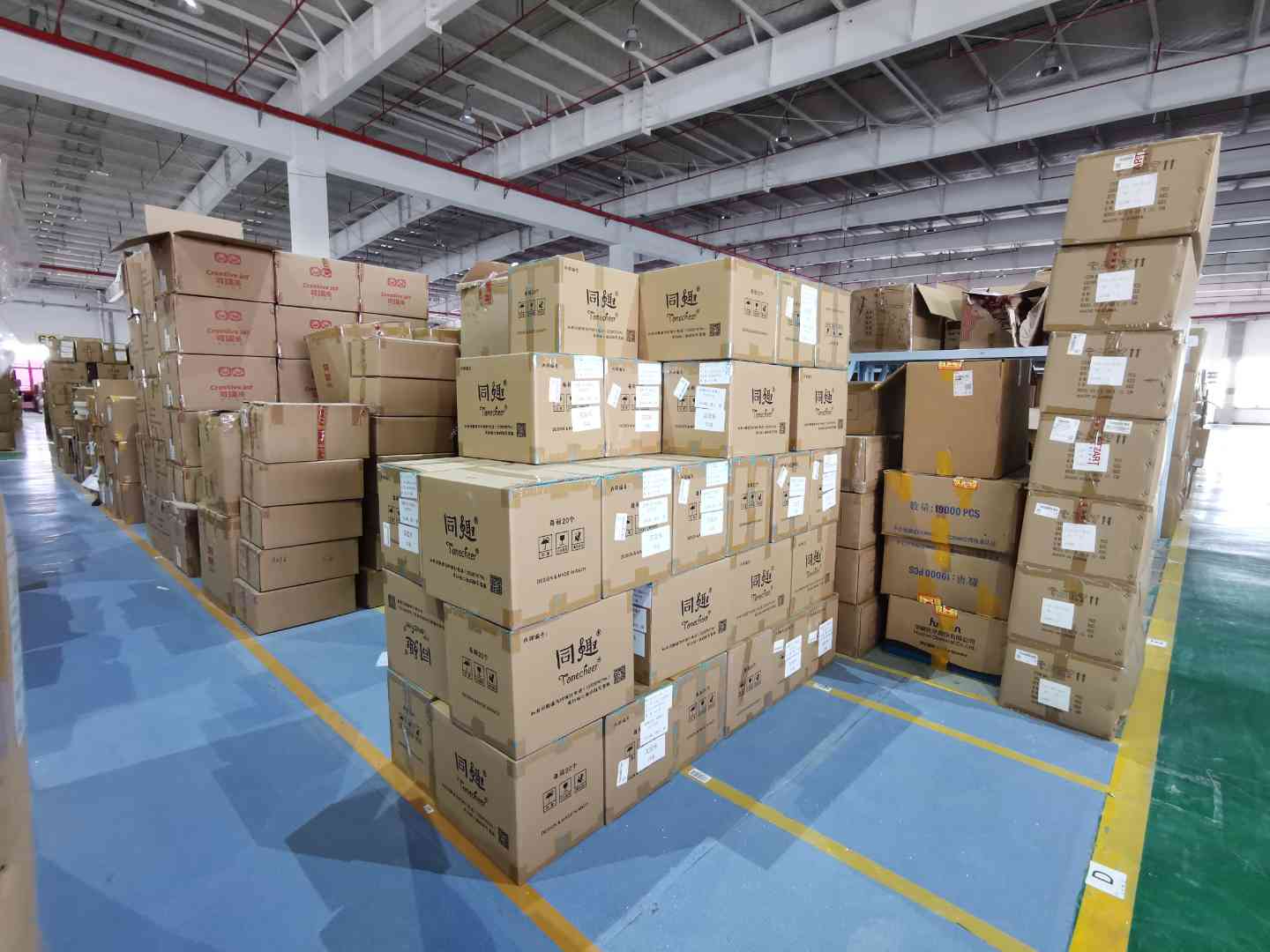 上海第三方电商仓库代发｜酒店用品B2B+B2C混合发货？全渠道一盘货管理，库存周转效率提升45%